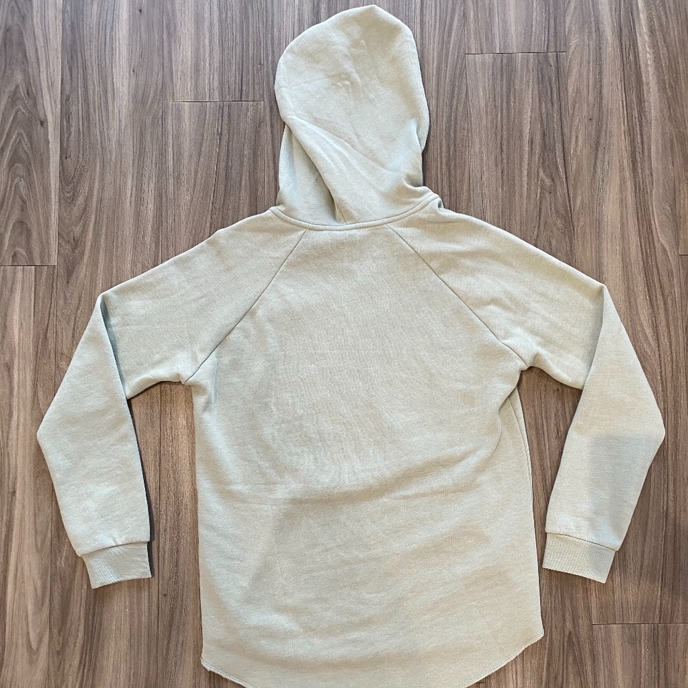 Pure Barre Sage Green Circle P Hoodie - Picture 3 of 4